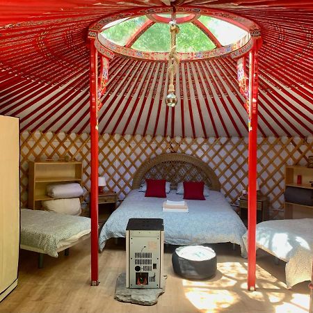 La Yurta De Gaia Villa San Lorenzo de El Escorial Eksteriør billede